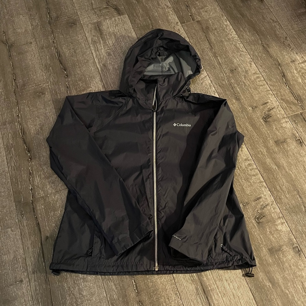 Columbia Hooded Rain Jacket (packable)